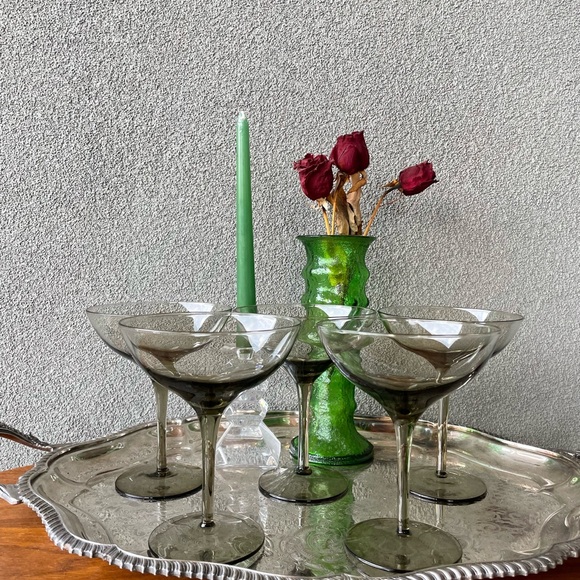 5 smoked glass champagne coupe, mid century barware, champagne glasses, MCM Gift - Picture 7 of 12